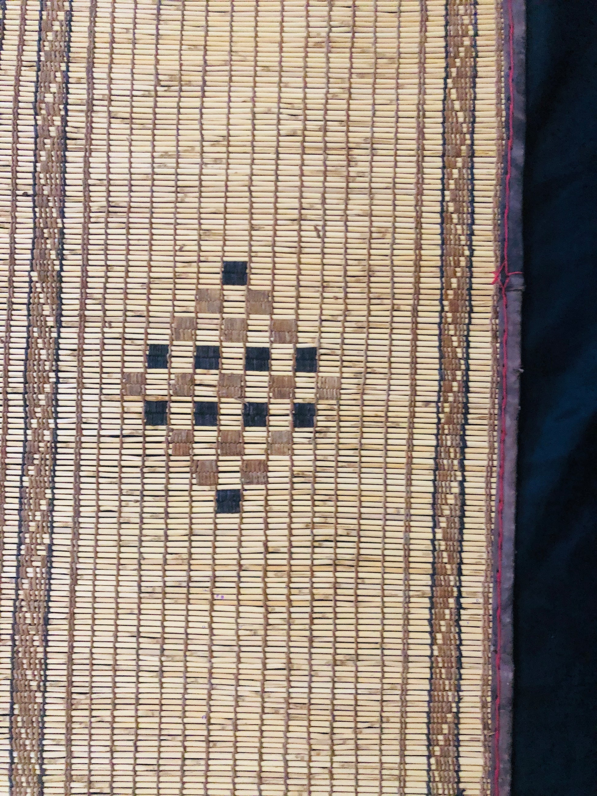 Vintage Handmade Tuareg Mat Area Rug - 5.31 FT × 3.77 FT ( 162 Cm × 115 Cm ) Authentic Ethnic Tribal Nomadic Sahara Desert Rug - MarrakeshLoom